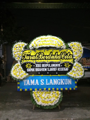 Papan Bunga Duka di Pejeruk